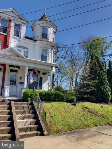 212 N Reading Ave, Boyertown, PA 19512 - photo 2