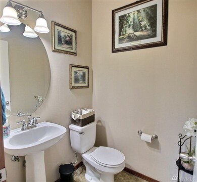 1207 Goldfinch Ave SW, Orting, WA 98360 - photo 7