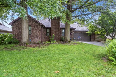 413 N Hightower Ave, Nixa, MO 65714 - photo 2