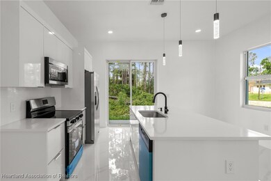 936 Anthony St E, Lehigh Acres, FL 33974 - photo 5