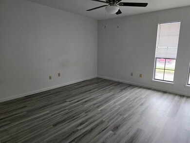 101 W Del Mar Blvd unit 1, Laredo, TX 78041 - photo 5