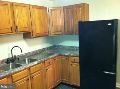 908 Hilltop Terrace SE, Washington, DC 20019 - photo 3