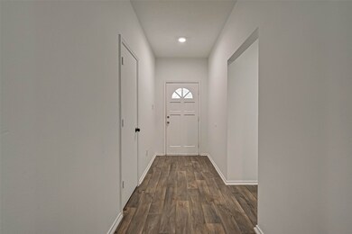 5834 Wickover Ln, Houston, TX 77086 - photo 5