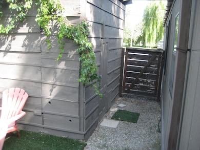 Storage shed