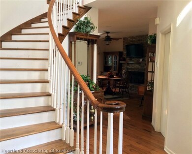 509 Lake Mirror Dr, Lake Placid, FL 33852 - photo 2