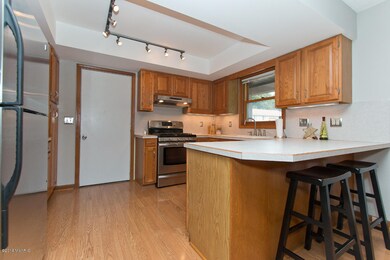 011 kitchen - IMG_4811