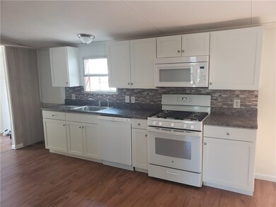 3545 W 23rd St, Erie, PA 16506 - photo 4