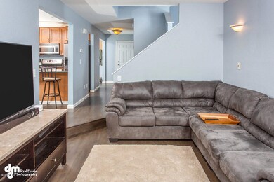 Living Room_DMD_6338-SMALL