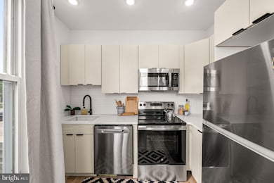 4921 Chester Ave unit 2O2, Philadelphia, PA 19143 - photo 6