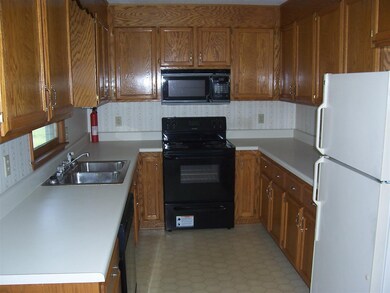 546 Morgan Dr, Gaffney, SC 29341 - photo 6