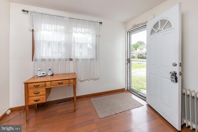 121 W Howard St, Clayton, NJ 08312 - photo 2