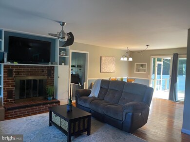 45446 Baringer Dr, California, MD 20619 - photo 7