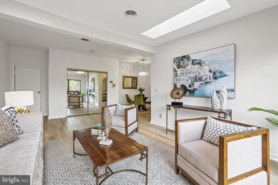 203 Skyhill Rd unit 8, Alexandria, VA 22314 - photo 7