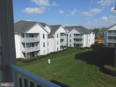 2011 Rudy Serra Dr unit 2C, Sykesville, MD 21784 - photo 4