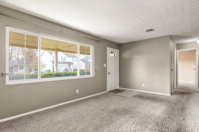 4172 Salem Dr-7-SMALL