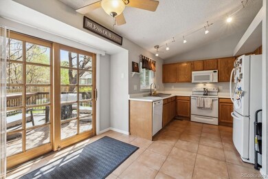 5030 S Espana Way, Centennial, CO 80015 - photo 7