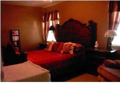 unlisted-address, Louisville, KY 40228 - photo 7