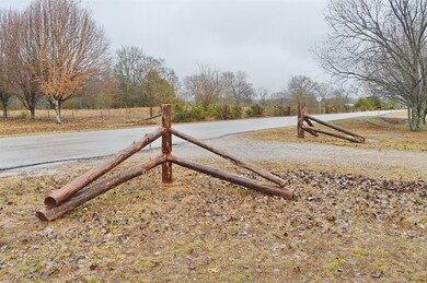 1559 Powell Ln, Lewisburg, TN 37091 - photo 2