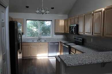 519 29 1 2 Rd unit B, Grand Junction, CO 81504 - photo 3