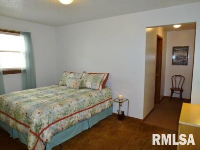 230 Heritage Ave, Lincoln, IL 62656 - photo 6