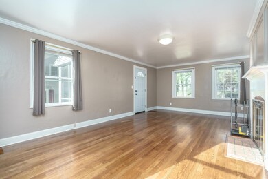 346 N Marshall Ave, Marshall, MI 49068 - photo 7