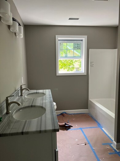 37 Standish St, Worcester, MA 01604 - photo 6