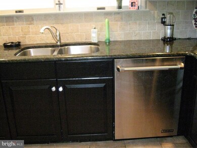 1966 Meadow Ln, Reading, PA 19610 - photo 7