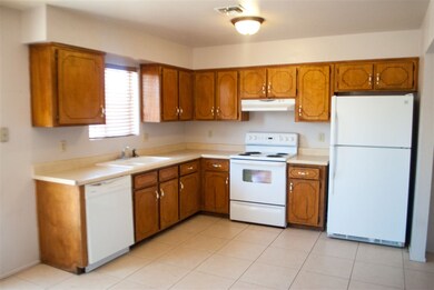 4467 W 17th St, Yuma, AZ 85364 - photo 6