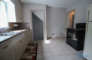 3801 Maxwell Rd, Toledo, OH 43613 - photo 5