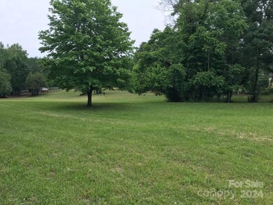 411 Dellinger Rd, Shelby, NC 28152 - photo 5