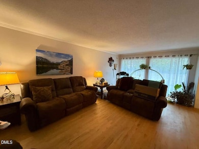 314 Willowood Dr, Henderson, NC 27536 - photo 2