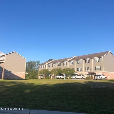 607 Peach St unit 607, Diberville, MS 39540 - photo 3