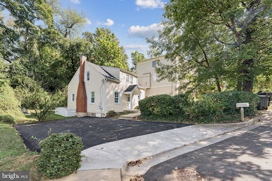 2153 N Taylor St, Arlington, VA 22207 - photo 2