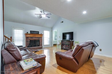 8840 Robertson Lane-4