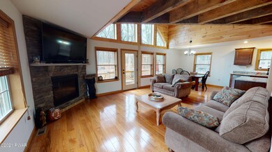 147 Tuckerman Ravine Dr, Tafton, PA 18464 - photo 5