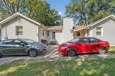 3228 Yanceyville St, Greensboro, NC 27405 - photo 6