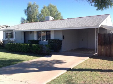 Front of 2 Bedroom House in Phoenix
