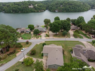 72 Mayfair Dr, Bella Vista, AR 72715 - photo 3