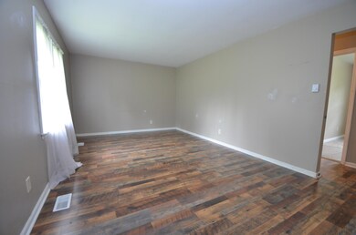 335 Bethel Rd, Harrodsburg, KY 40330 - photo 7