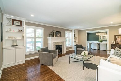 Bright and sophisticated living room