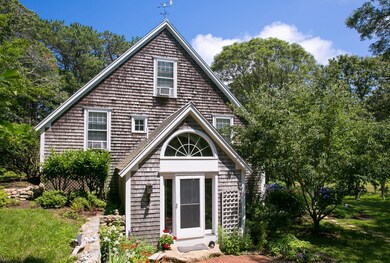 22 W Sound Ln, Vineyard Haven, MA 02568 - photo 2