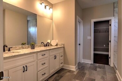 100 Doya Ln, Loudon, TN 37774 - photo 5