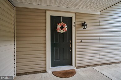 12233 Fairfield House Dr unit 201B, Fairfax, VA 22033 - photo 4