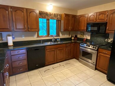 15 Southfield Dr, Nashua, NH 03064 - photo 5