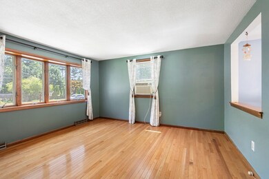 8 Cornish St, Carver, MA 02330 - photo 3