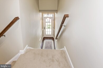 42272 Shoover Square, Chantilly, VA 20152 - photo 5