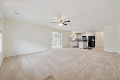 498 Sunview Cir, Latrobe, PA 15650 - photo 2