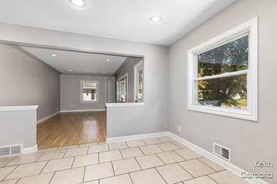 3329 Boone Ave SW, Wyoming, MI 49519 - photo 6