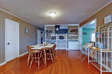 215 Wake Village Rd, Wake Village, TX 75501 - photo 5