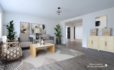 18653 W Willow Point Dr, Grayslake, IL 60030 - photo 3